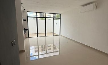 LINDA CASA DE ENTREGA INMEDIATA EN RESIDENCIAL ARBOLADA


L