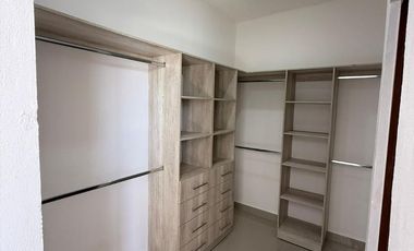 LINDA CASA DE ENTREGA INMEDIATA EN RESIDENCIAL ARBOLADA


L