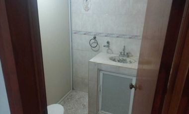 Se Renta departamento en Av. El Rosario