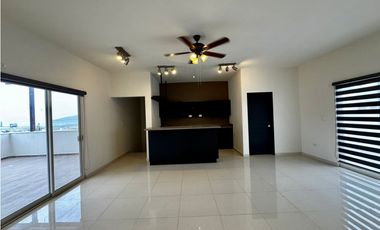 Casa en Renta Cumbres 3er sector