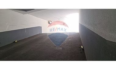 Venta Estacionamiento 2 Boxs Amplio  Ñuñoa