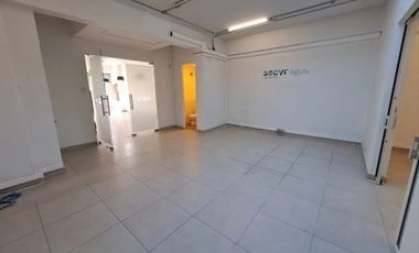 Local Comercial En Av. La Dehesa - Lo Barnechea