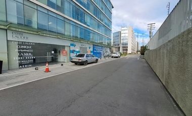 Local Comercial En Av. La Dehesa - Lo Barnechea