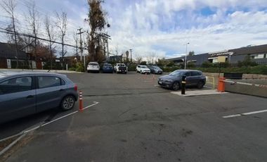 Local Comercial En Av. La Dehesa - Lo Barnechea