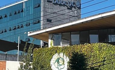 Venta: Exclusivo Garaje Comercial en Santiago
