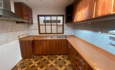 GRAN CASA ARRIENDO EN MARCOS MATURANA