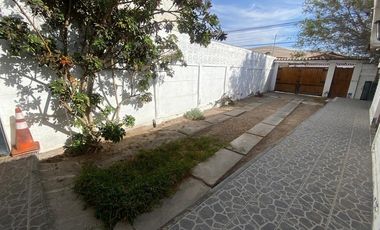 GRAN CASA ARRIENDO EN MARCOS MATURANA