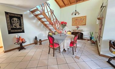 CASA AMPLIA  IDEAL INVERSIONN AVENIDA PRINCIPAL