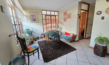 CASA AMPLIA  IDEAL INVERSIONN AVENIDA PRINCIPAL