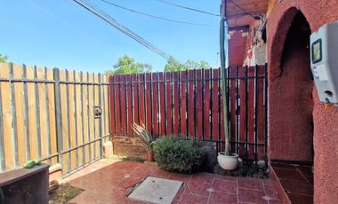 Venta de casa de 3 dormitorios en Los Andes, Villa La Gloria, 85 M$.
