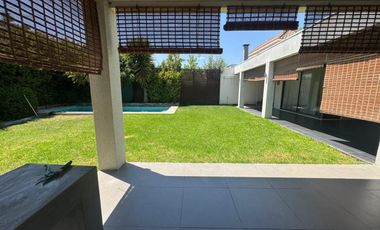 BARRIO LAGUNA CHICUREO