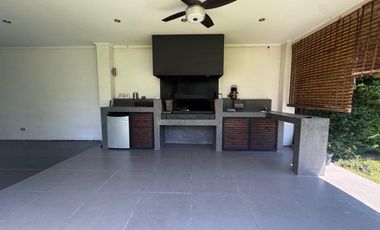 BARRIO LAGUNA CHICUREO