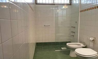 Oportunidad Sobre Nuñez (Ideal Comercio) - 5 Dorm - 2 Plantas - 400Mts2 Cubiertos