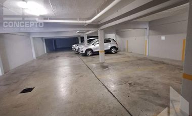 Venta Cochera Centrica en planta baja