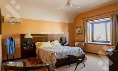 VENTA CASA 8 AMBIENTES   CASA DE HUÉSPEDES Y QUINCHO,  ALLEN-RÍO NEGRO