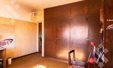 VENTA CASA 8 AMBIENTES   CASA DE HUÉSPEDES Y QUINCHO,  ALLEN-RÍO NEGRO