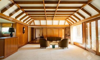 VENTA CASA 8 AMBIENTES   CASA DE HUÉSPEDES Y QUINCHO,  ALLEN-RÍO NEGRO