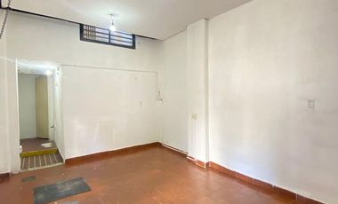 Local en el barrio de San Telmo ubicado en esquina