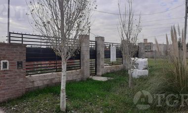 TERRENO CON MEJORA - MAXIMO PAZ