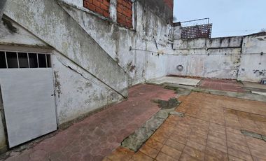 Alquiler Dos Ph Espacio 7 Autos Apto Comercial Vivienda