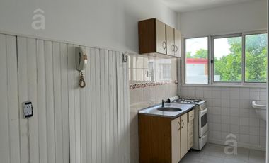 Departamento en Alquiler en Villa Ballester - 2 Ambientes - 3er piso por escalera