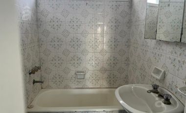 Departamento en Alquiler en Villa Ballester - 2 Ambientes - 3er piso por escalera