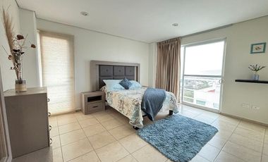 Departamento amueblado en RENTA ubicado en Torres Altozano