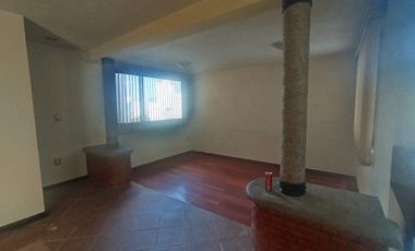 Departamento 3 Recámaras en Renta | Zona La Paloma/Camelinas | Calle Cerrada