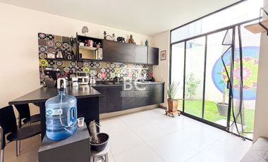 Casa en Renta en Tlajomulco | 3 Recámaras, Alberca y Roof Garden