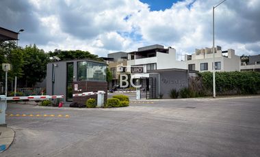 Casa en Renta en Tlajomulco | 3 Recámaras, Alberca y Roof Garden