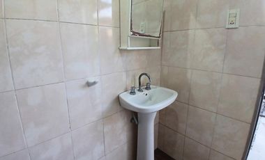 VENTA CASA DE 4 DORMITORIOS EN PARTIDO DE ALVAREZ