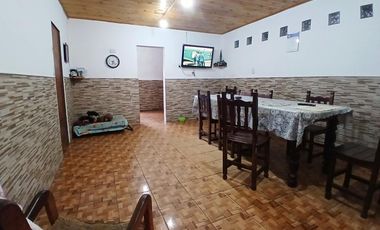 VENTA CASA DE 4 DORMITORIOS EN PARTIDO DE ALVAREZ