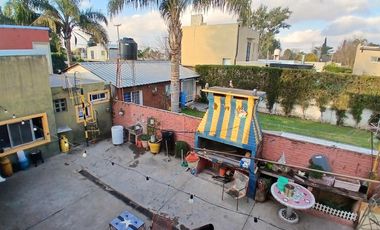 VENTA CASA DE 4 DORMITORIOS EN PARTIDO DE ALVAREZ