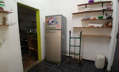 VENTA CASA DE 4 DORMITORIOS EN PARTIDO DE ALVAREZ