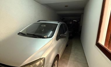 GRAN CASA EN EL CORAZON DEL PARQUE