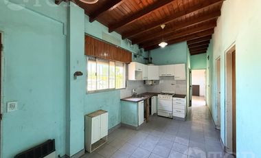 Local con vivienda en Benavidez Tigre