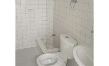 AMPLIO LOCAL EN ARRIENDO CABECERA