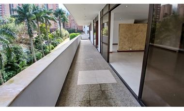 Apartamento en Arriendo o Venta Los Balsos Medellin