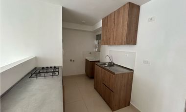 Apartamento en arriendo Miramar