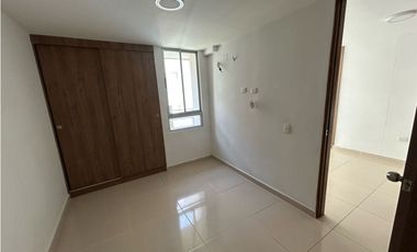 Apartamento en arriendo Miramar