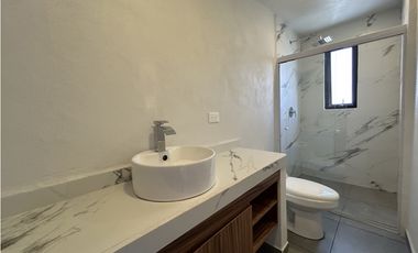 RENTA DE CASA NUEVA ZONA CALZADA ZARAGOZA Y LOS FUERTES