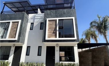 RENTA DE CASA NUEVA ZONA CALZADA ZARAGOZA Y LOS FUERTES