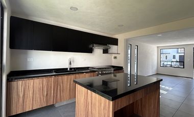 RENTA DE CASA NUEVA ZONA CALZADA ZARAGOZA Y LOS FUERTES