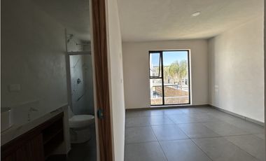 RENTA DE CASA NUEVA ZONA CALZADA ZARAGOZA Y LOS FUERTES
