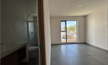 RENTA DE CASA NUEVA ZONA CALZADA ZARAGOZA Y LOS FUERTES