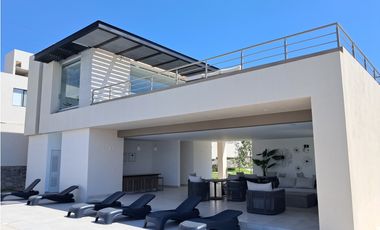 CASA EN VENTA EN CIUDAD MESETA QUERETARO GIH
