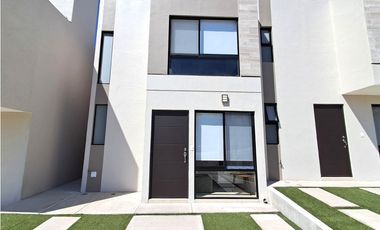 CASA EN VENTA EN CIUDAD MESETA QUERETARO GKC