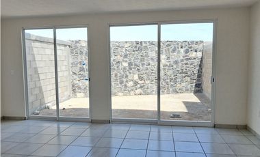 BONITA CASA EN VENTA EN CIUDAD MESETA QUERETARO GKC