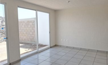 BONITA CASA EN VENTA EN CIUDAD MESETA QUERETARO GKC