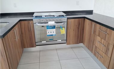 BONITA CASA EN VENTA EN CIUDAD MESETA QUERETARO GKC